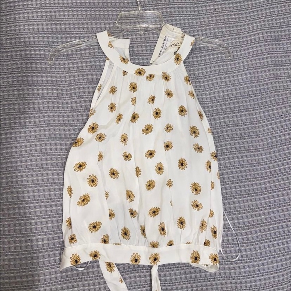 Shoefly Sunflower Top with a Tie. M. Never worn.